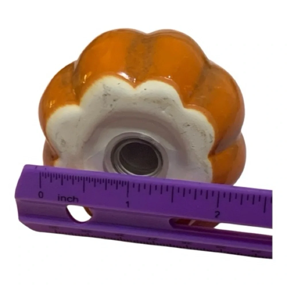 Pier‎ 1 Autumn Ceramic Pumpkin Salt and Pepper Shakers Thanksgiving